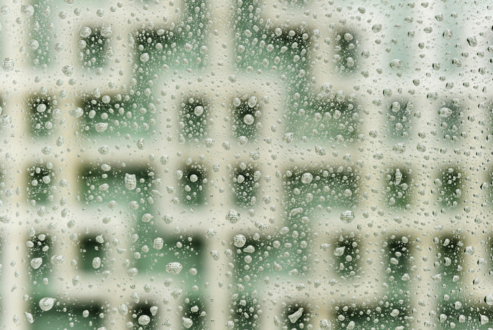 screen and droplets